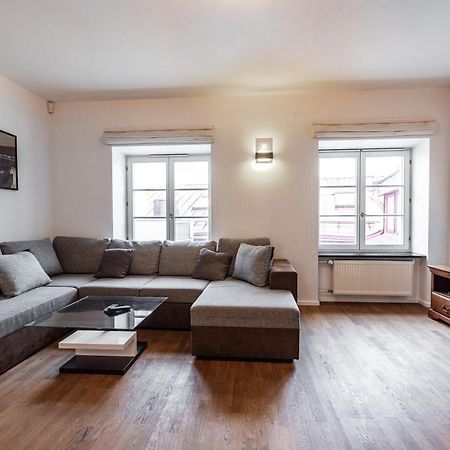 Airhome - Raekoja Plats Tallinn Kültér fotó