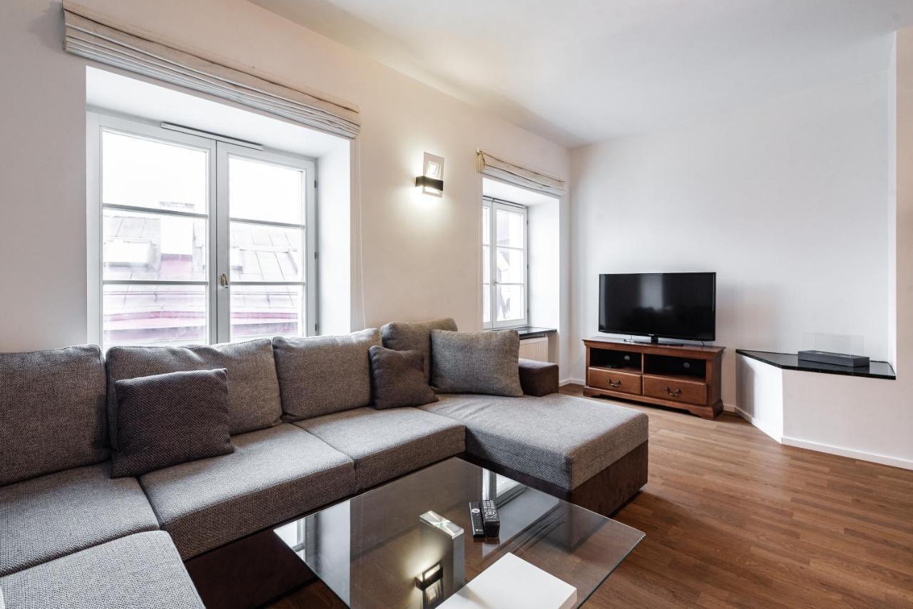 Airhome - Raekoja Plats Tallinn Kültér fotó