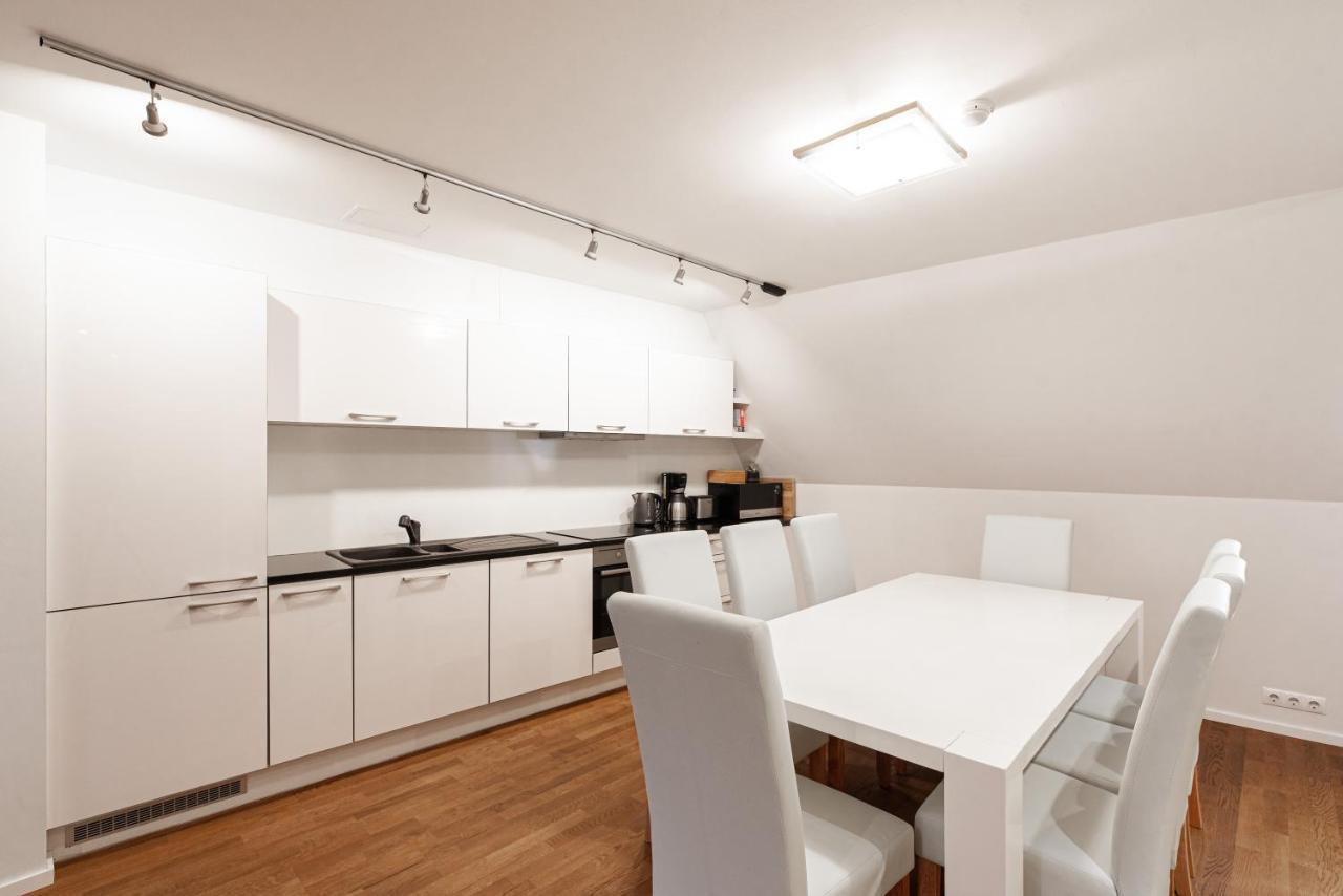 Airhome - Raekoja Plats Tallinn Kültér fotó