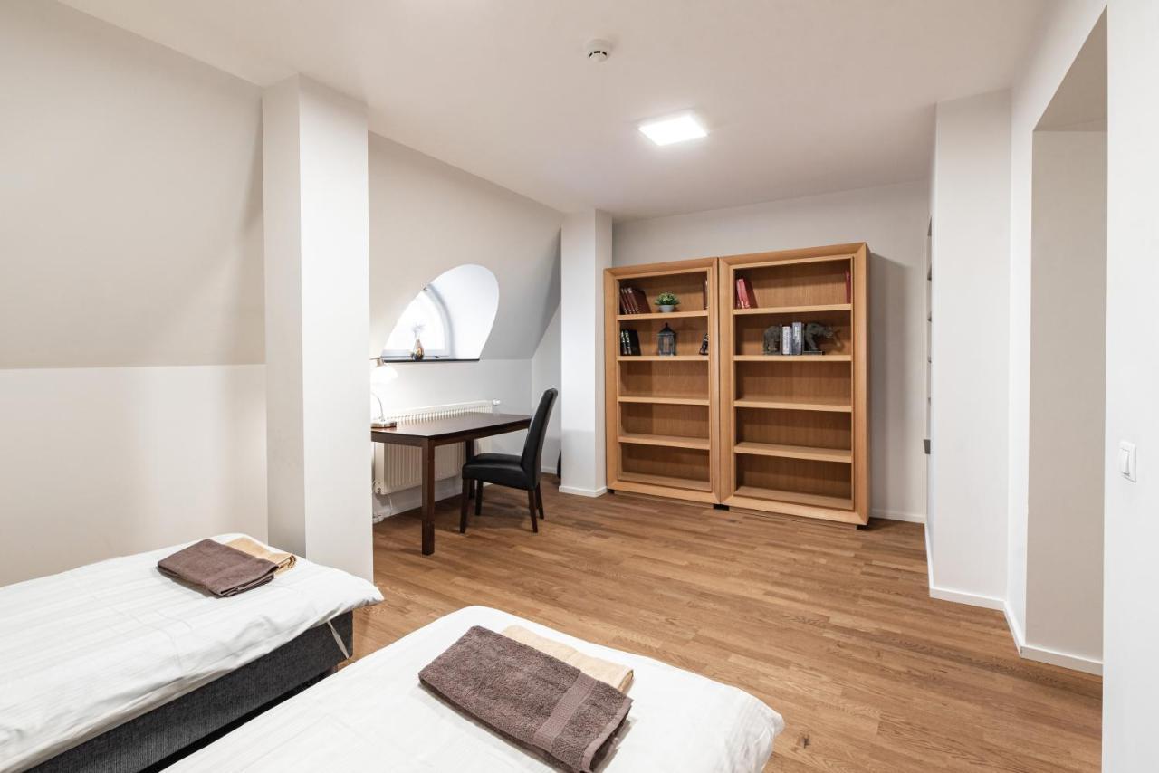 Airhome - Raekoja Plats Tallinn Kültér fotó