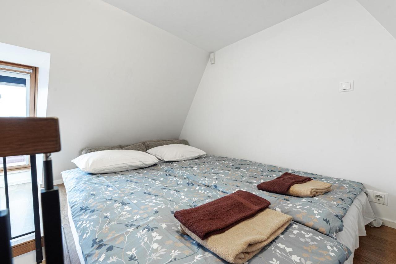 Airhome - Raekoja Plats Tallinn Kültér fotó