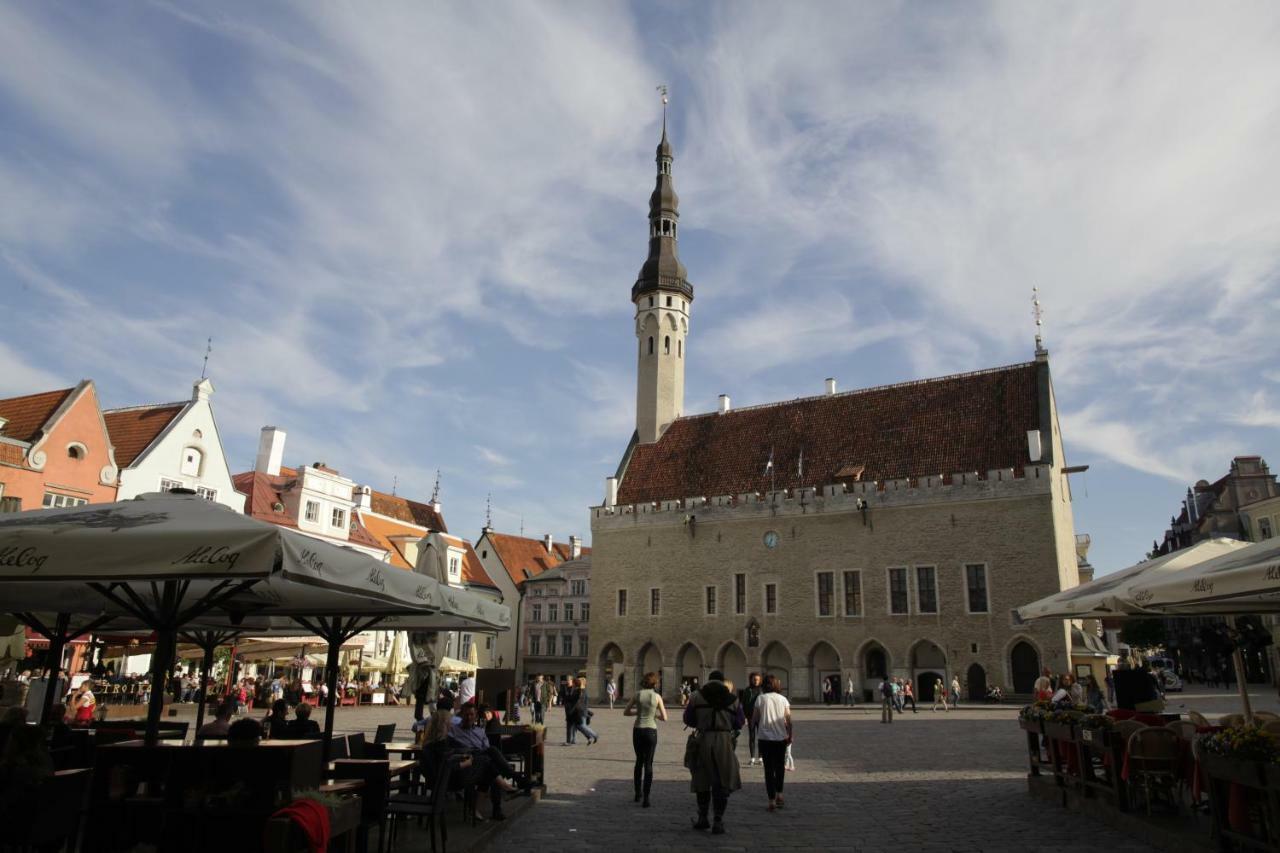 Airhome - Raekoja Plats Tallinn Kültér fotó